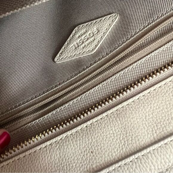 Fossil Multicolor Crossbody Bag - Picture 2 of 14